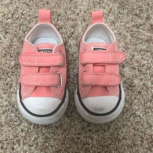 Pink baby converse size 3